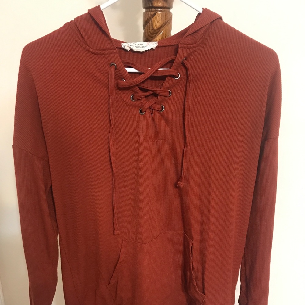 Rusty orange long sleeve top